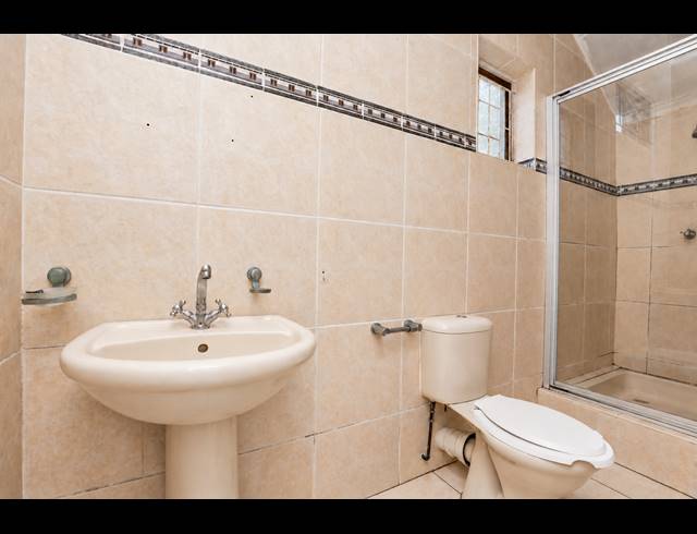 4 BEDROOM HOUSE FOR SALE IN GLENWOOD